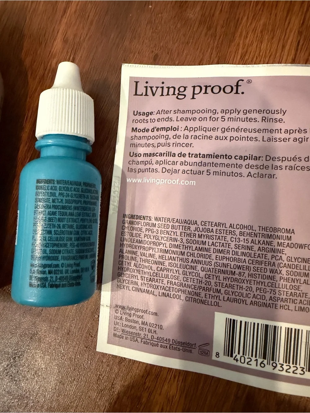 Living Proof Deep Clean Starter Kit – Black and White Box